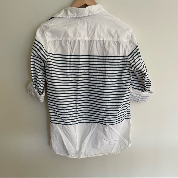 Button down - Picture 4 of 4